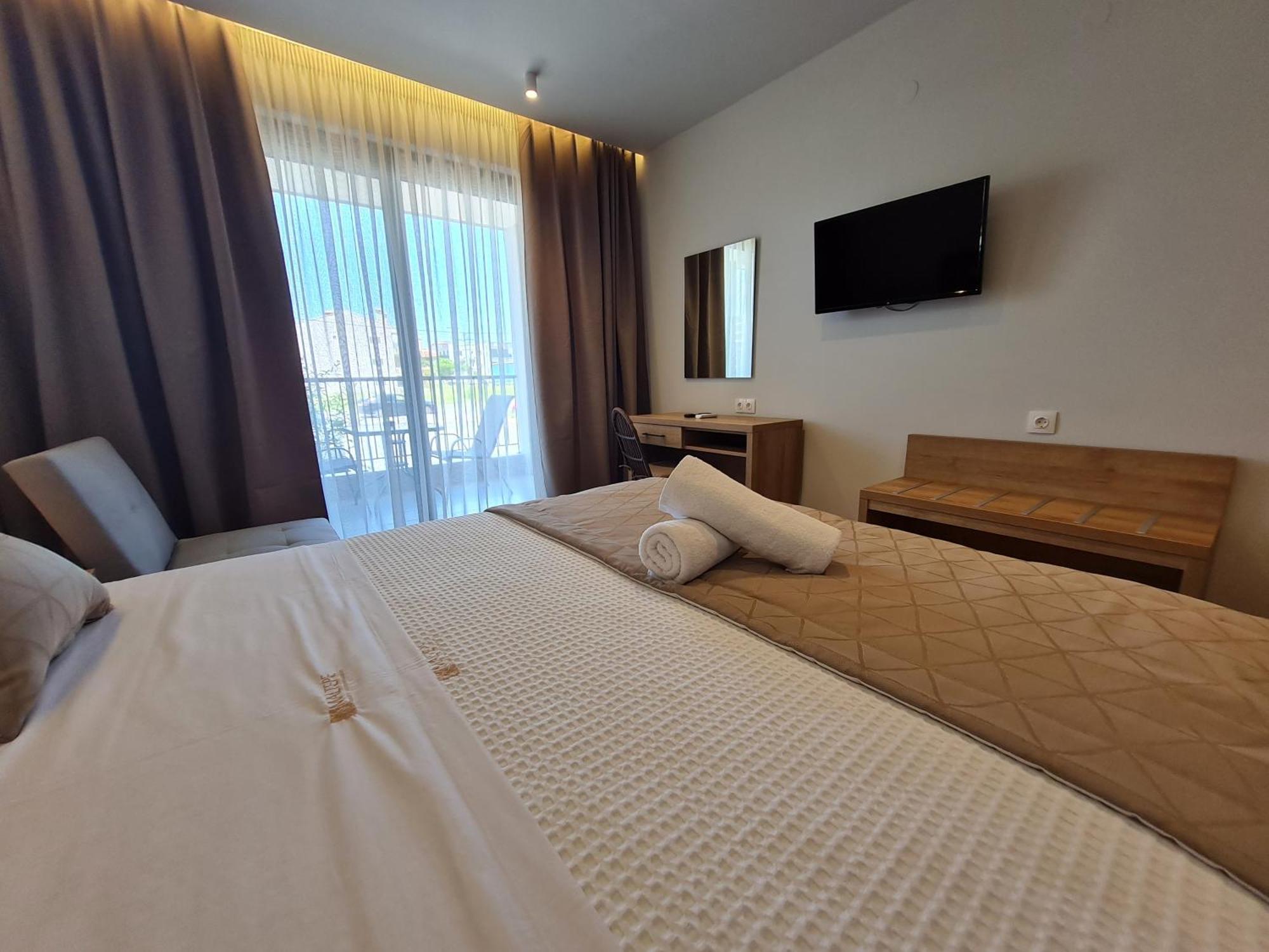 Maltepe Luxury Accommodation By Travel Pro Services Kallithea  Exterior photo